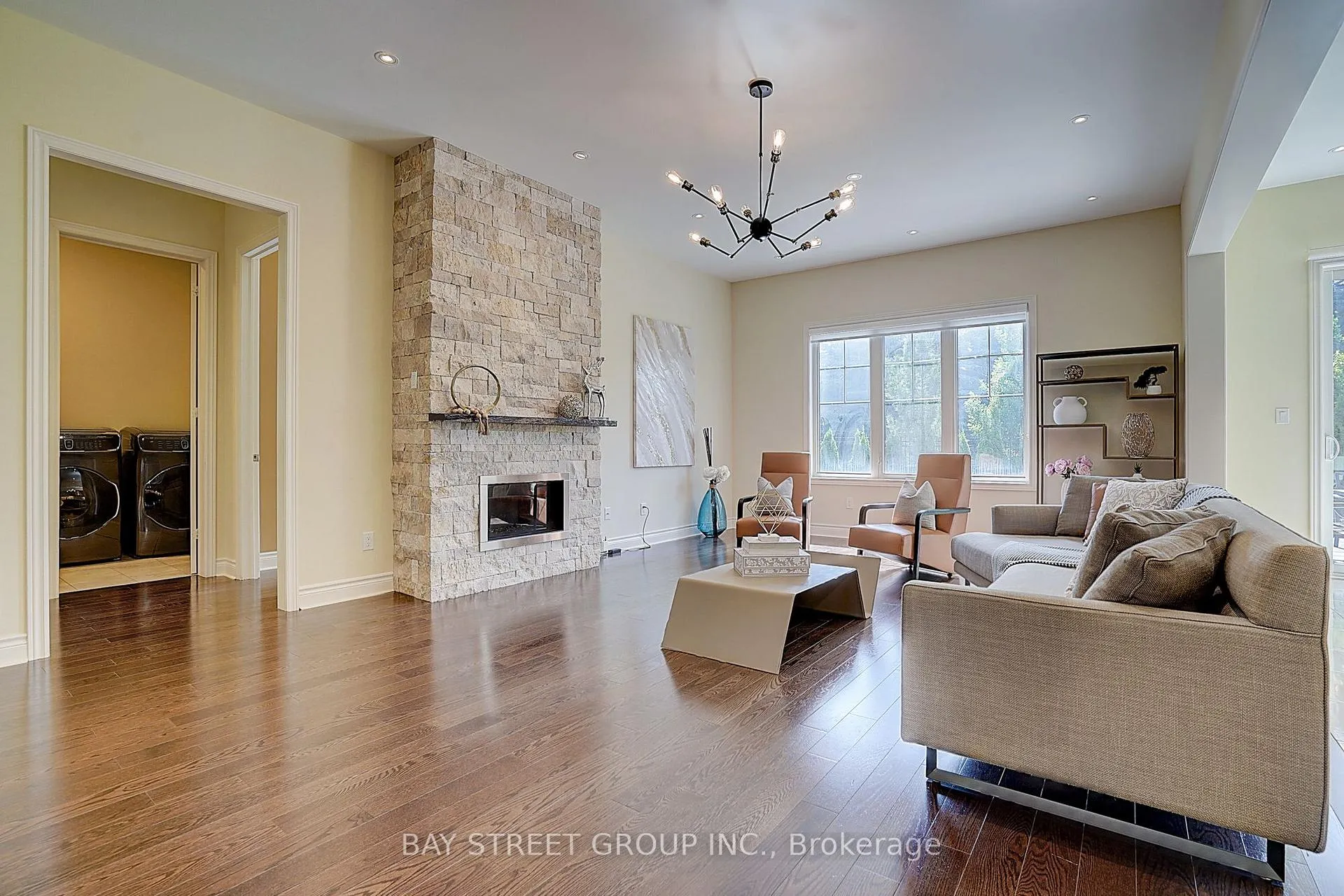 Photo 8 of 96 Match Point Court, Aurora, Aurora Estates — HOMEH