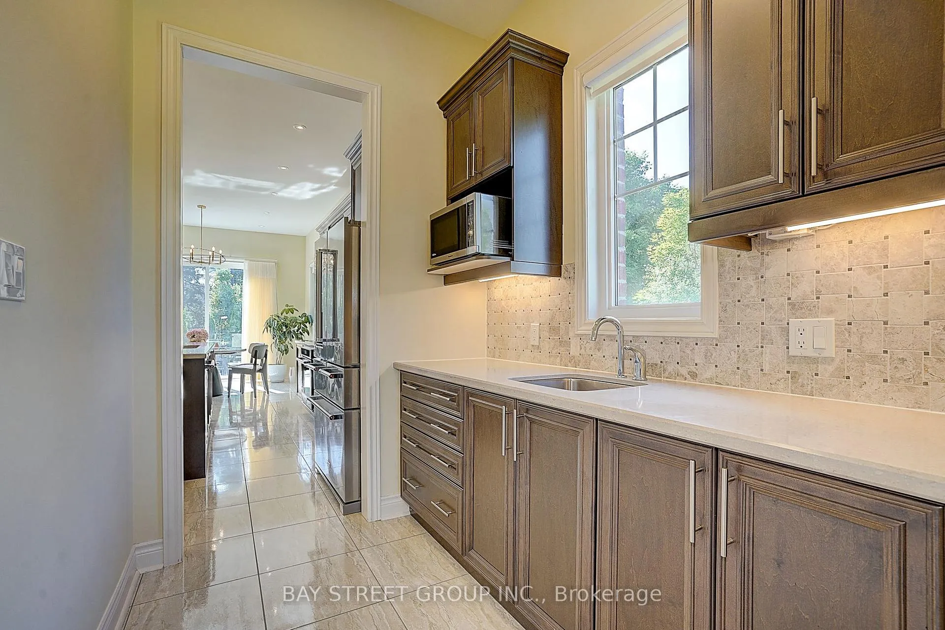 Photo 14 of 96 Match Point Court, Aurora, Aurora Estates — HOMEH
