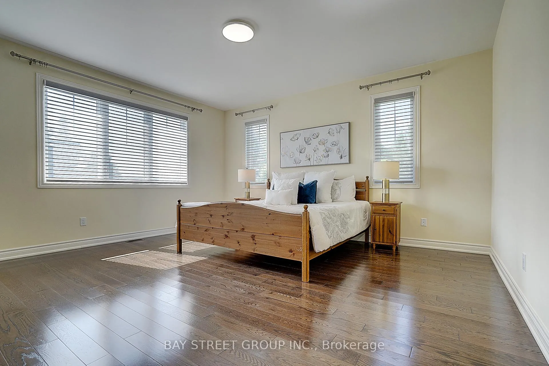Photo 22 of 96 Match Point Court, Aurora, Aurora Estates — HOMEH