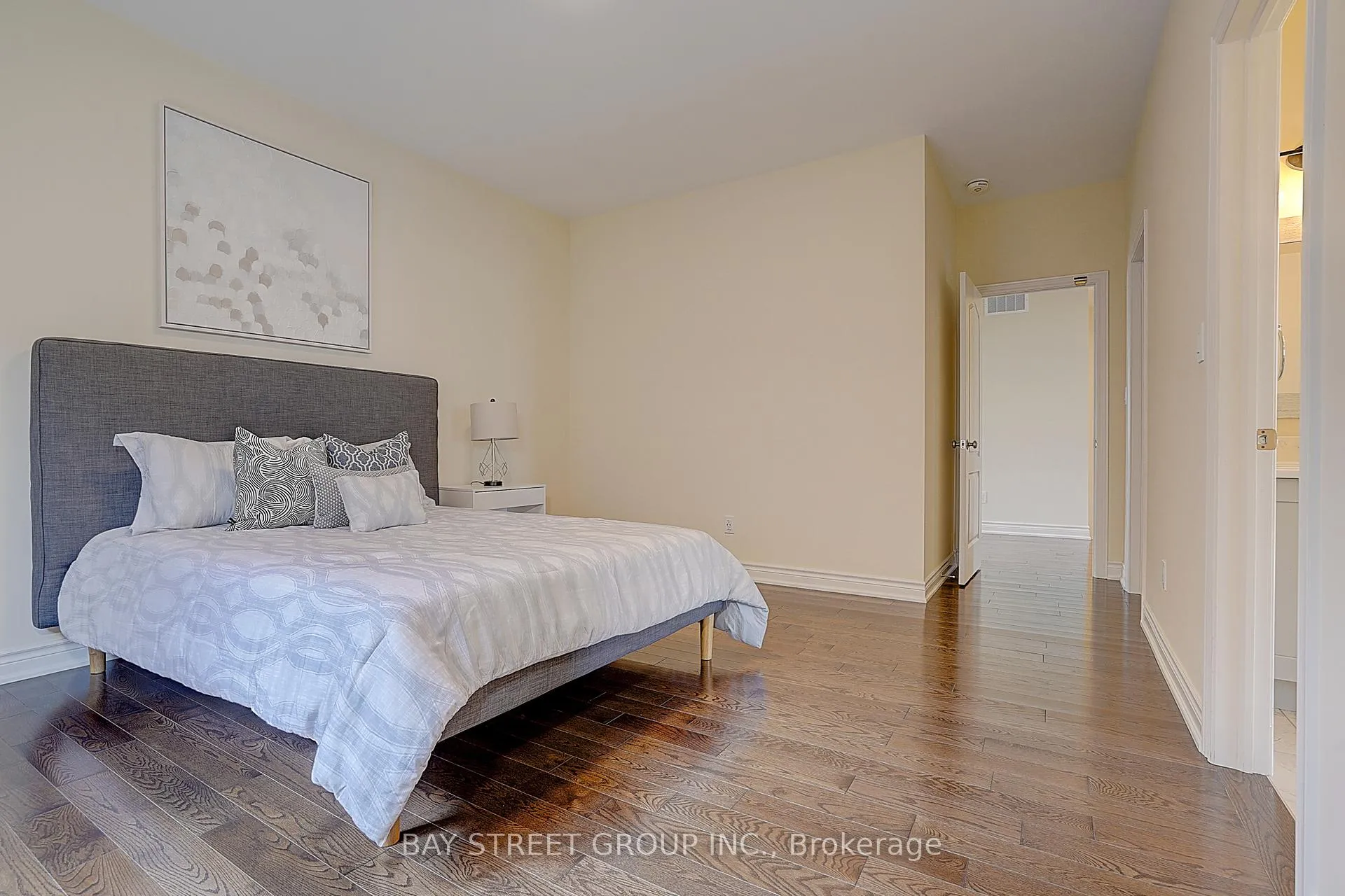 Photo 26 of 96 Match Point Court, Aurora, Aurora Estates — HOMEH