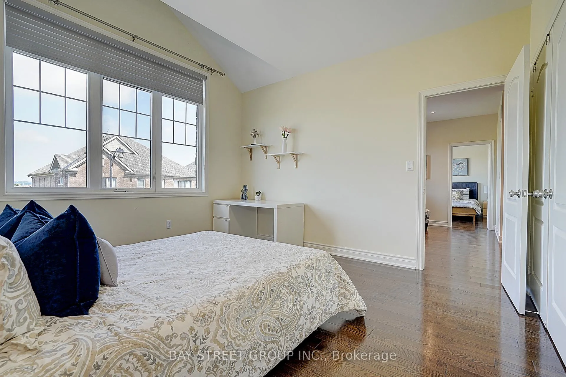 Photo 31 of 96 Match Point Court, Aurora, Aurora Estates — HOMEH