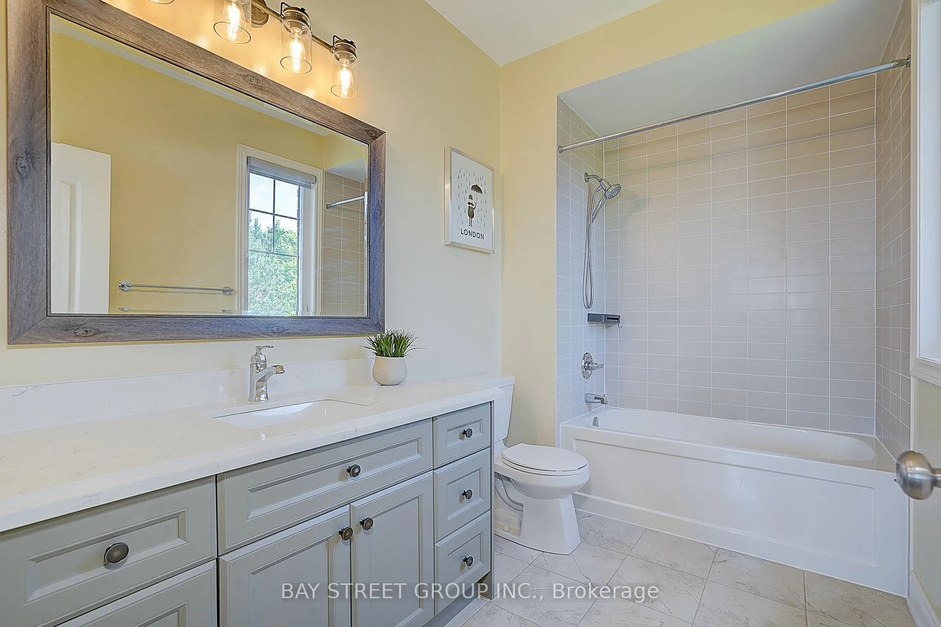Photo 32 of 96 Match Point Court, Aurora, Aurora Estates — HOMEH