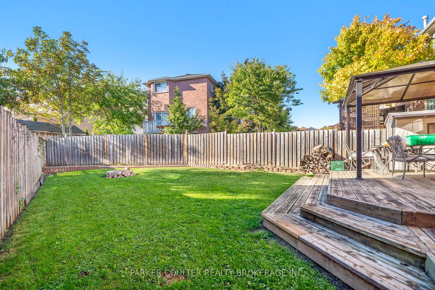 Photo 16 of 7 Teal Place, Barrie, Painswick South — HOMEH