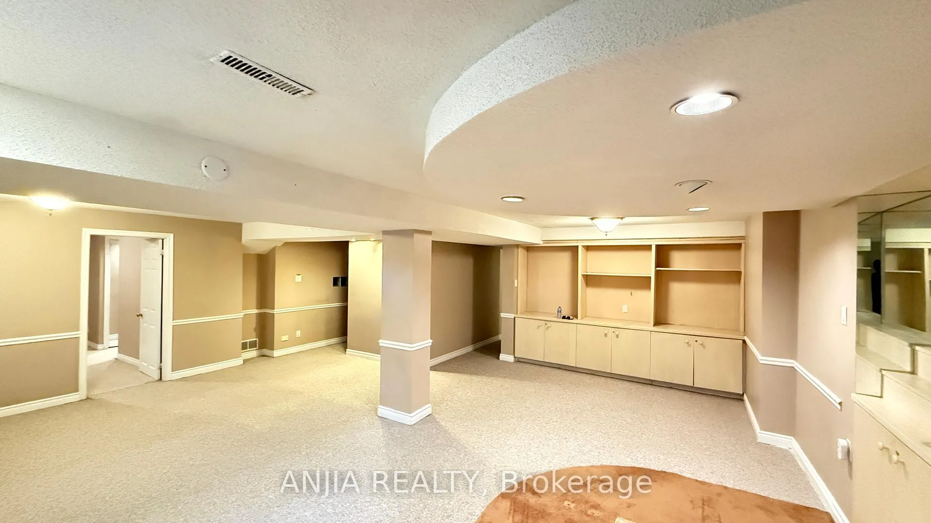 Photo 3 of 1 Brewsland Crescent, Markham, Thornlea — HOMEH