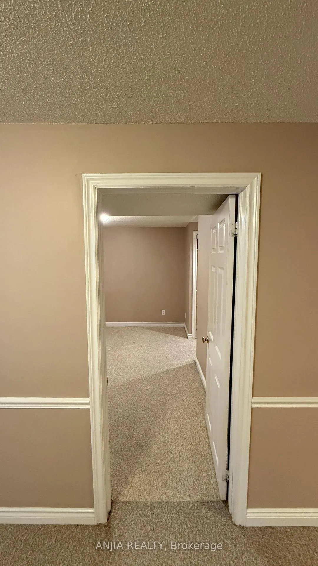 Photo 7 of 1 Brewsland Crescent, Markham, Thornlea — HOMEH