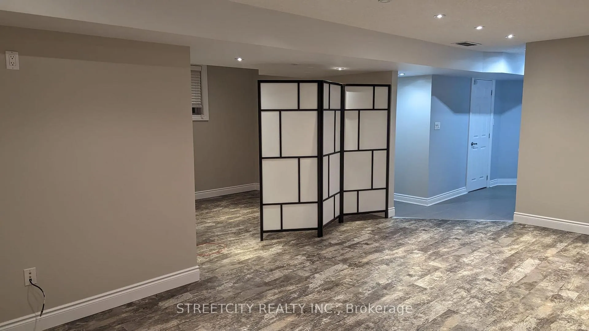 Photo 8 of 24 Frey Crescent, Kitchener — HOMEH