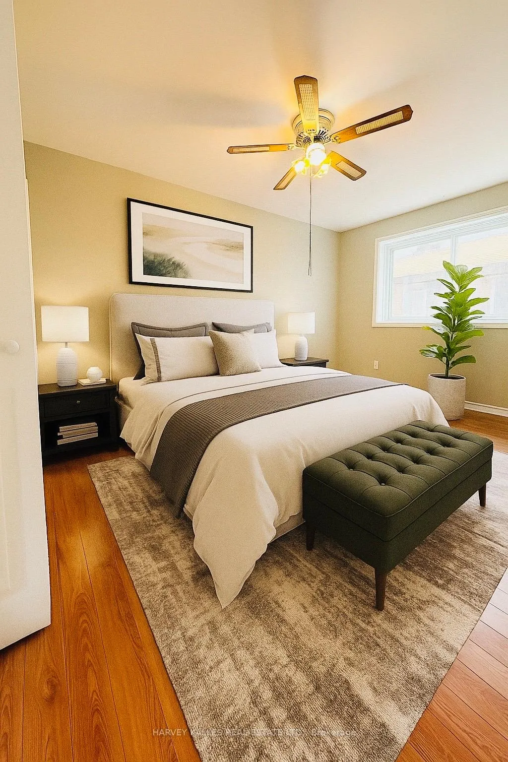 Photo 4 of Unit Main, 47 Santa Barbara Road, North York, Willowdale West — HOMEH