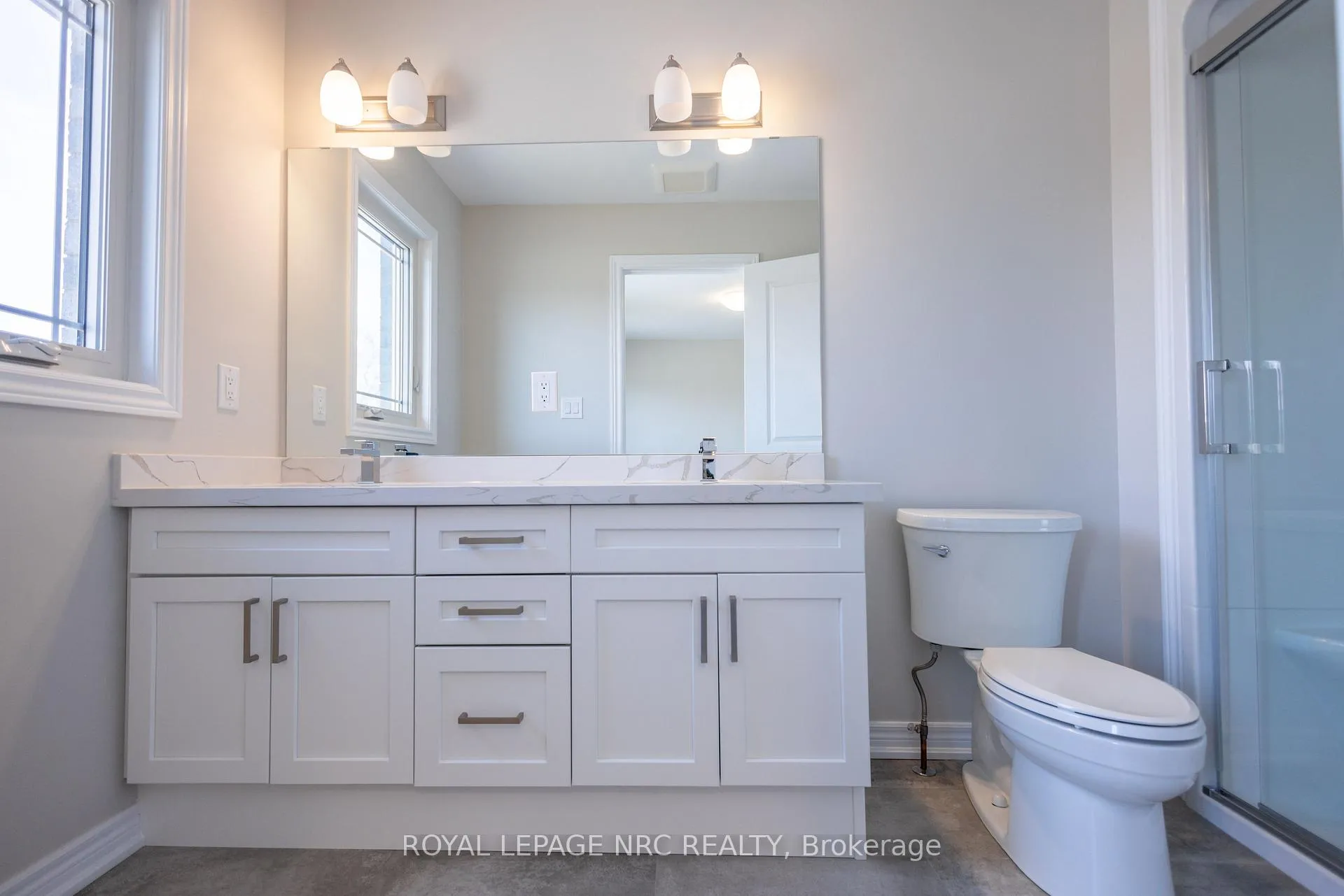 Photo 16 of 25 McMann Drive, Thorold, Thorold Downtown — HOMEH
