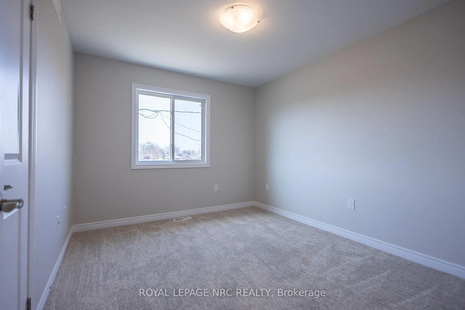 Photo 22 of 25 McMann Drive, Thorold, Thorold Downtown — HOMEH