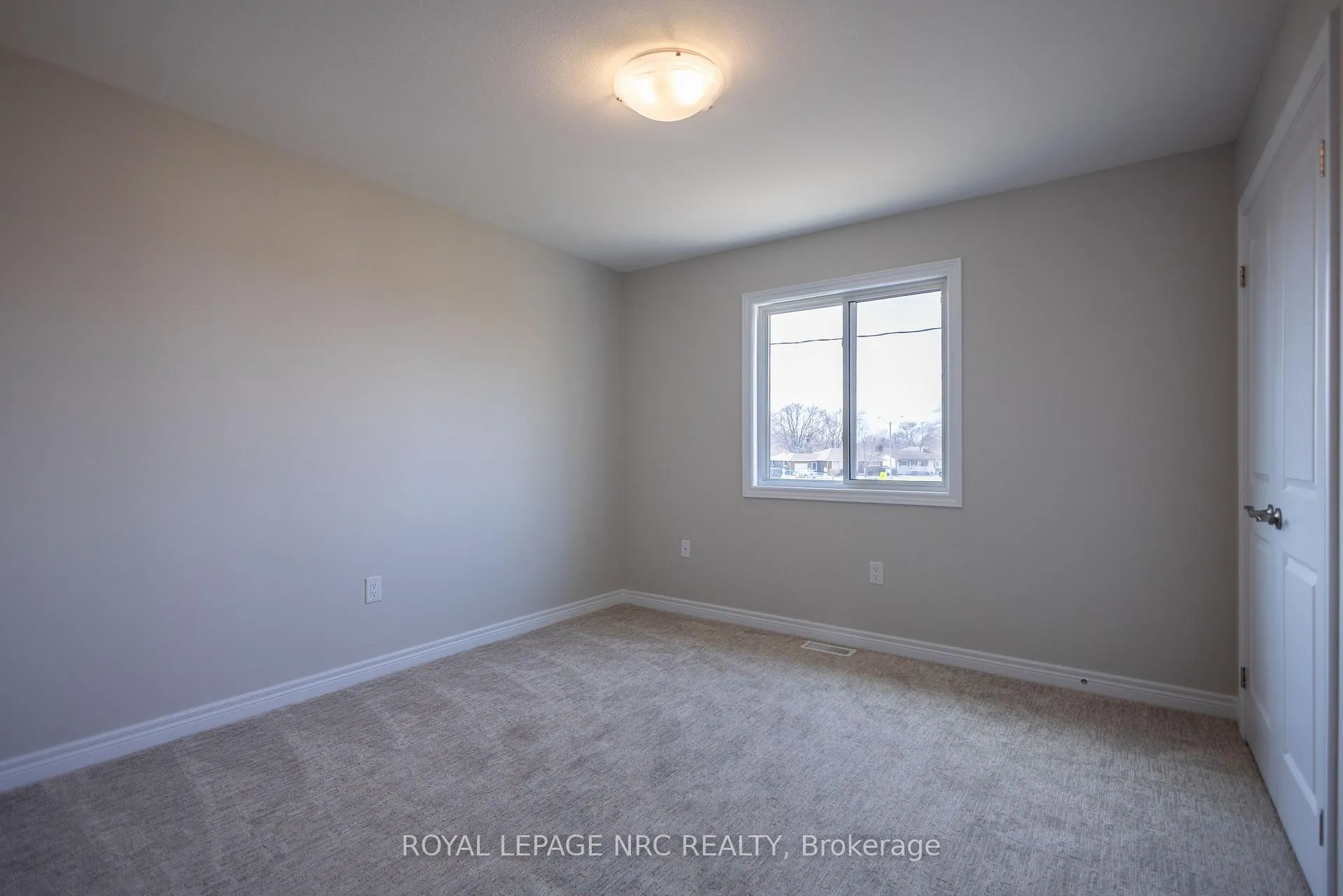 Photo 24 of 25 McMann Drive, Thorold, Thorold Downtown — HOMEH