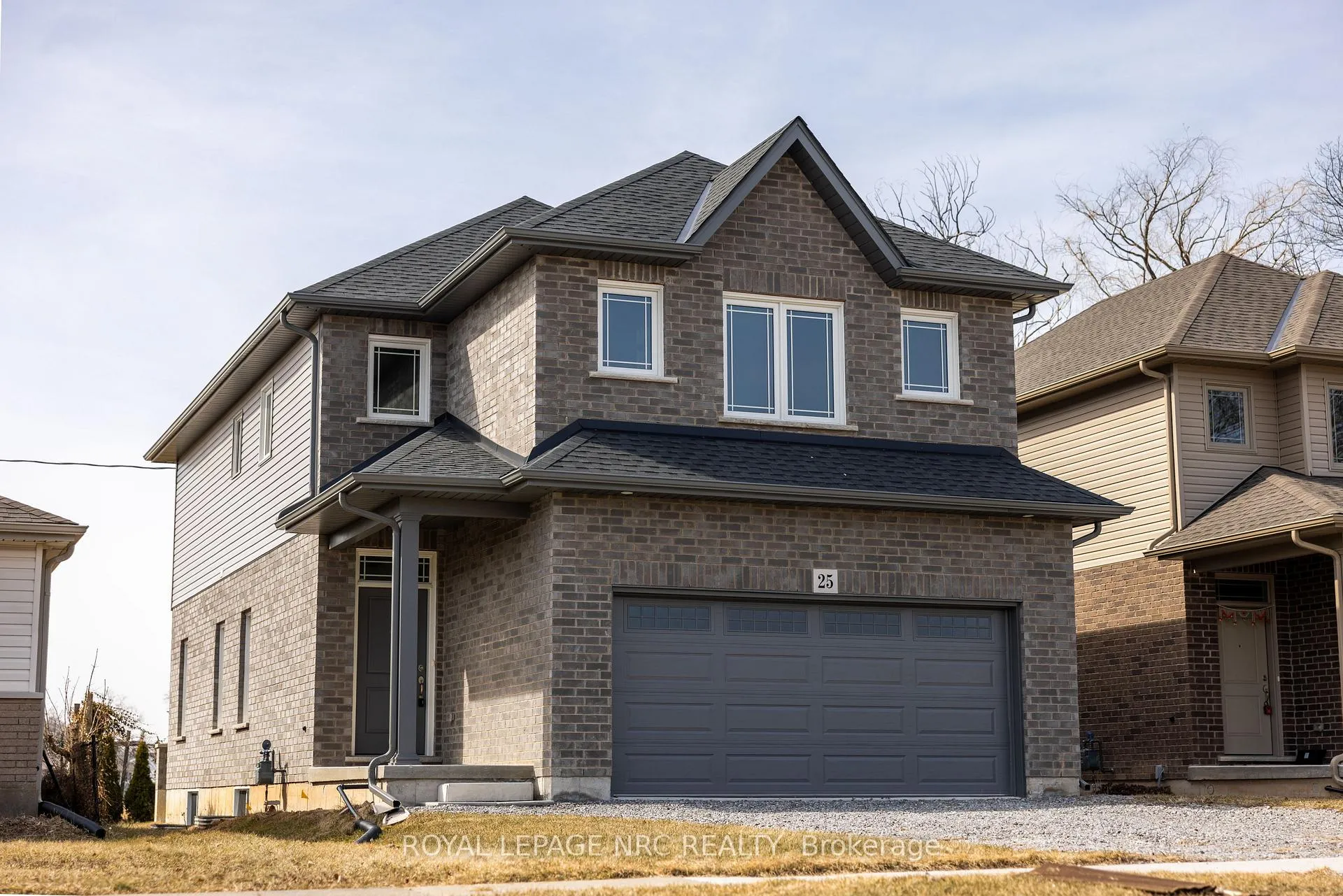 Photo 43 of 25 McMann Drive, Thorold, Thorold Downtown — HOMEH