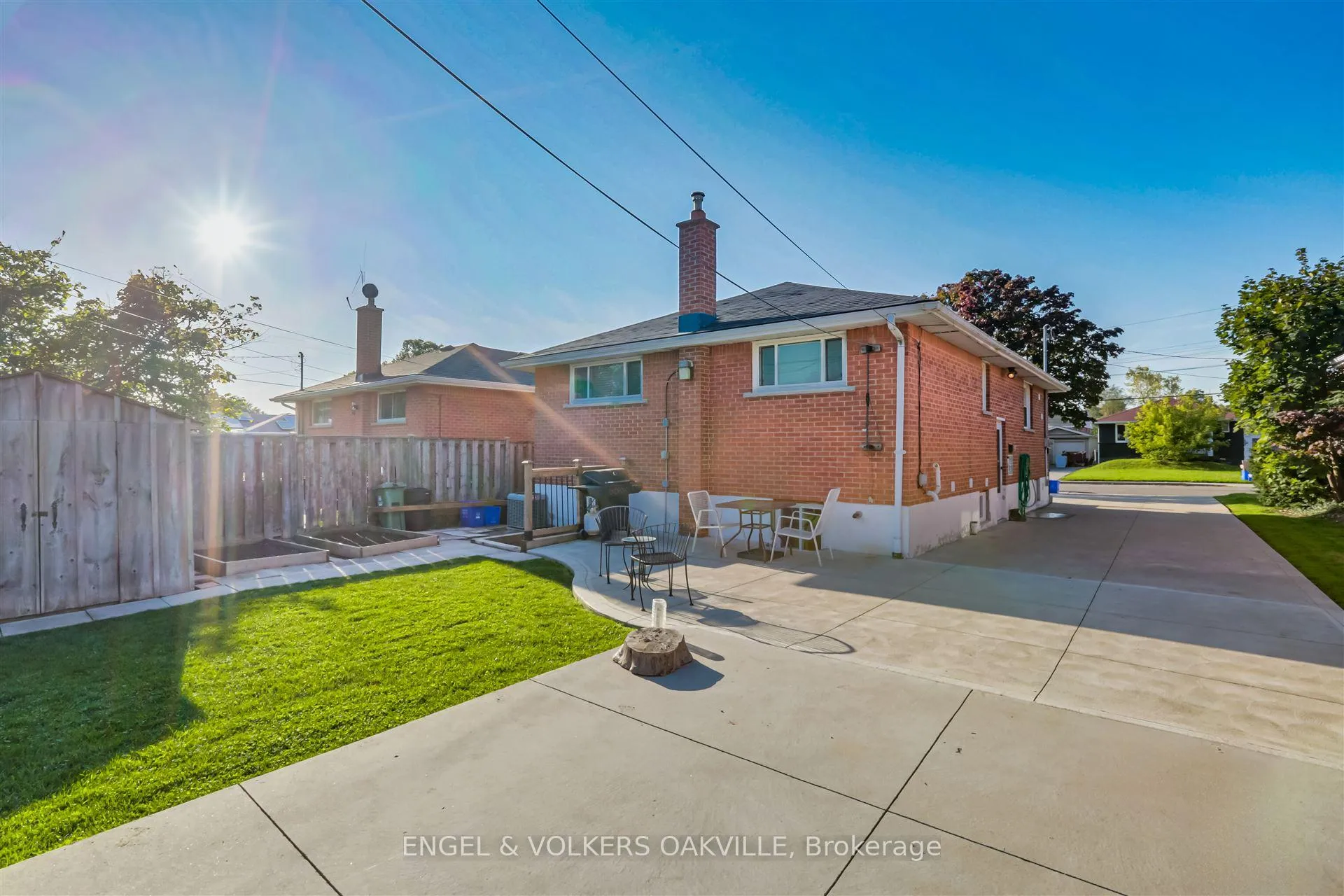 Photo 21 of Unit Upper, 128 Winchester Boulevard, Hamilton, Hampton Heights — HOMEH