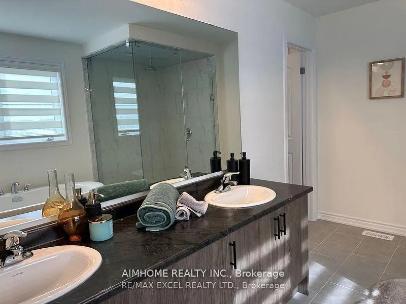 Photo 2 of 72 Sun Valley Avenue, Wasaga Beach — HOMEH