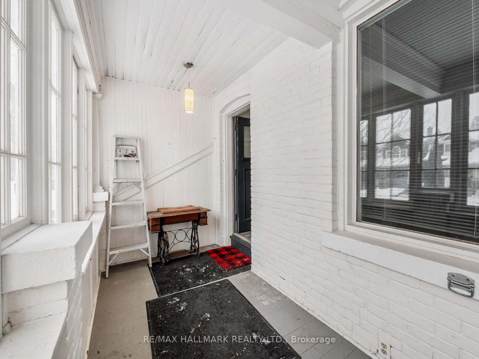Photo 3 of Unit Upper, 55 Eastmount Avenue, Toronto, Playter Estates-Danforth — HOMEH