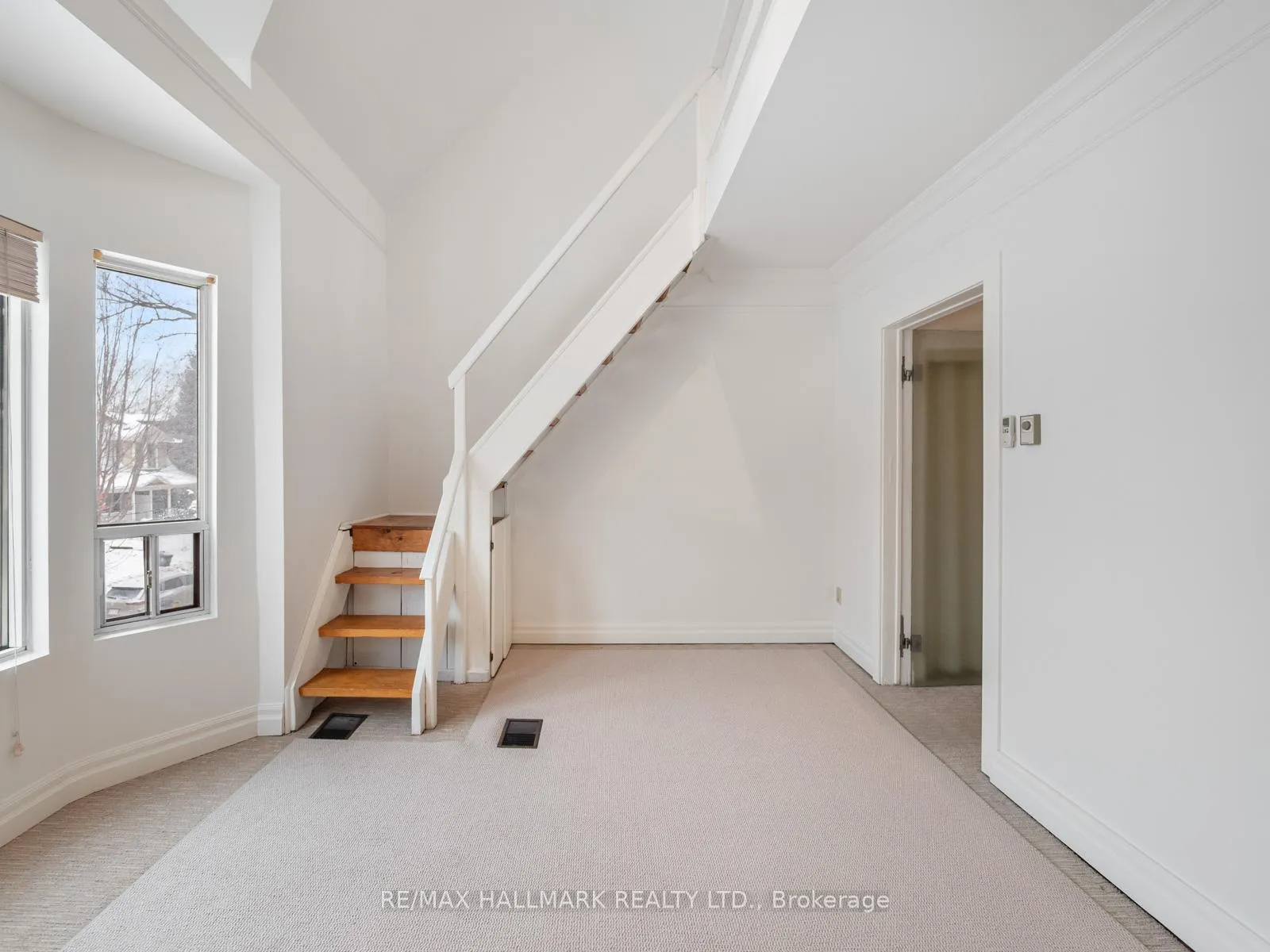 Photo 15 of Unit Upper, 55 Eastmount Avenue, Toronto, Playter Estates-Danforth — HOMEH