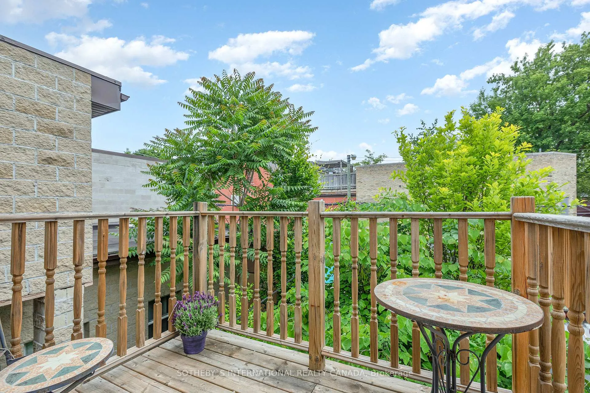 Photo 16 of Unit 2, 105 Harbord Street, Toronto, University — HOMEH