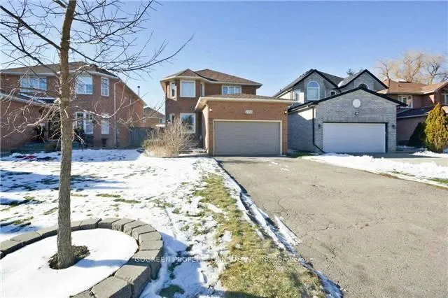 Photo 1 of 2285 Cottonwood Circle, Pickering, Liverpool — HOMEH