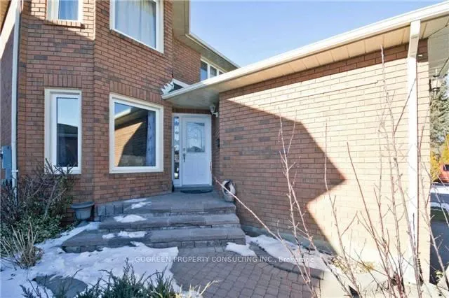 Photo 2 of 2285 Cottonwood Circle, Pickering, Liverpool — HOMEH