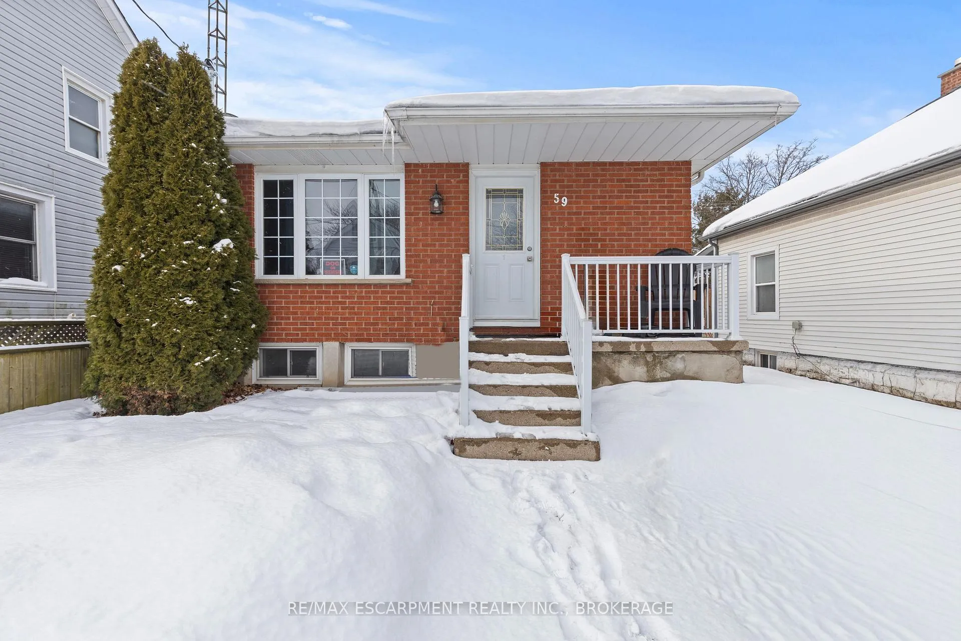 Front of Unit 2, 59 Rodman Street