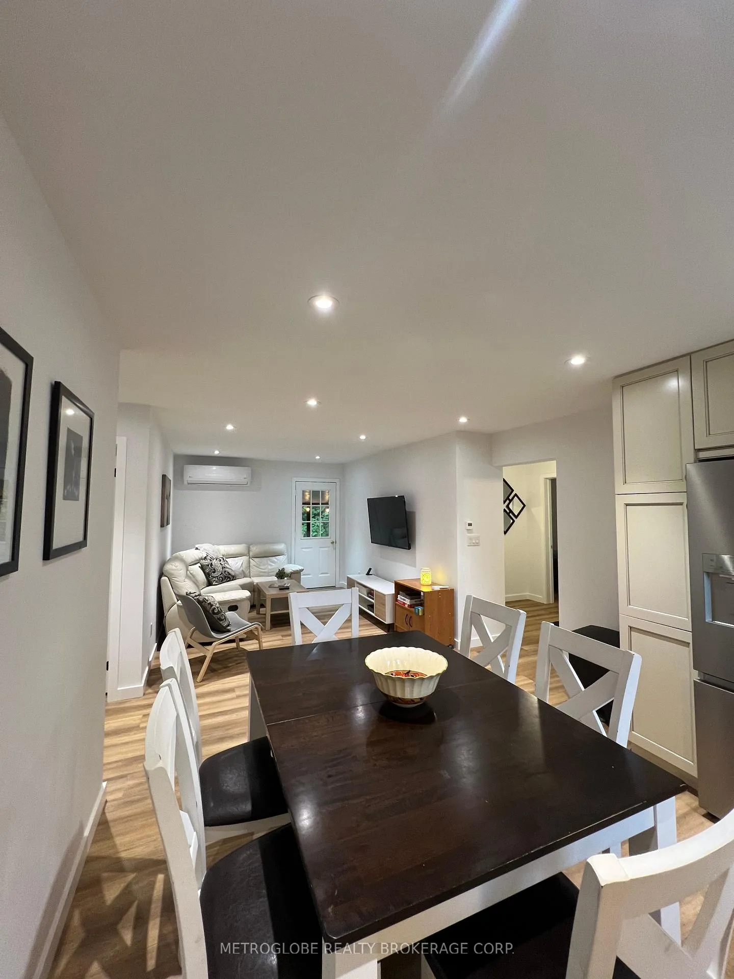 Photo 7 of 876 Kennedy Road, Innisfil, Alcona — HOMEH