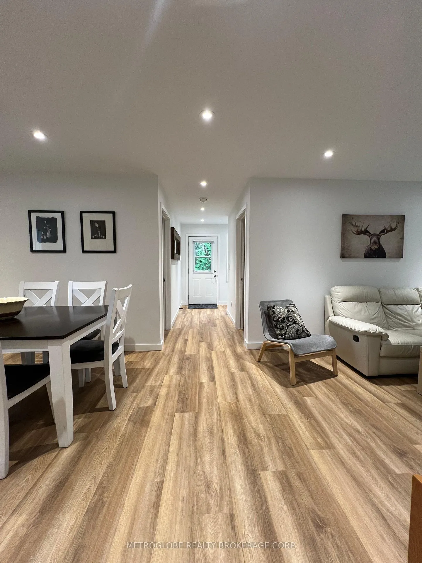 Photo 18 of 876 Kennedy Road, Innisfil, Alcona — HOMEH