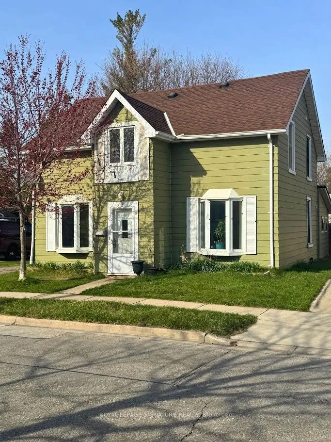 Front of 18 Mill Street N
