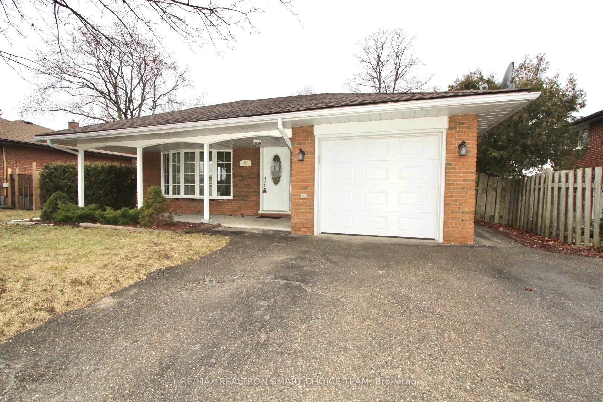Photo 1 of Unit Bsmt, 929 Crocus Crescent, Whitby, Downtown Whitby — HOMEH