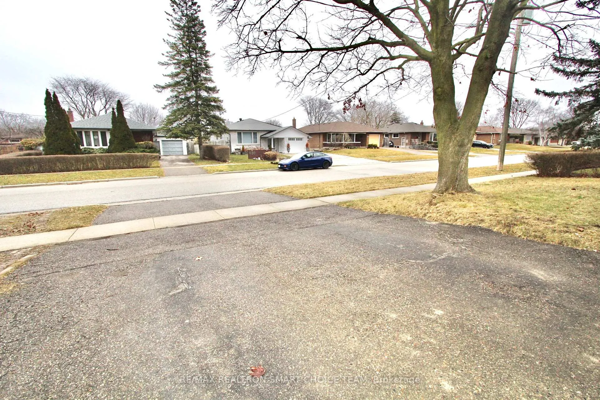 Photo 18 of Unit Bsmt, 929 Crocus Crescent, Whitby, Downtown Whitby — HOMEH