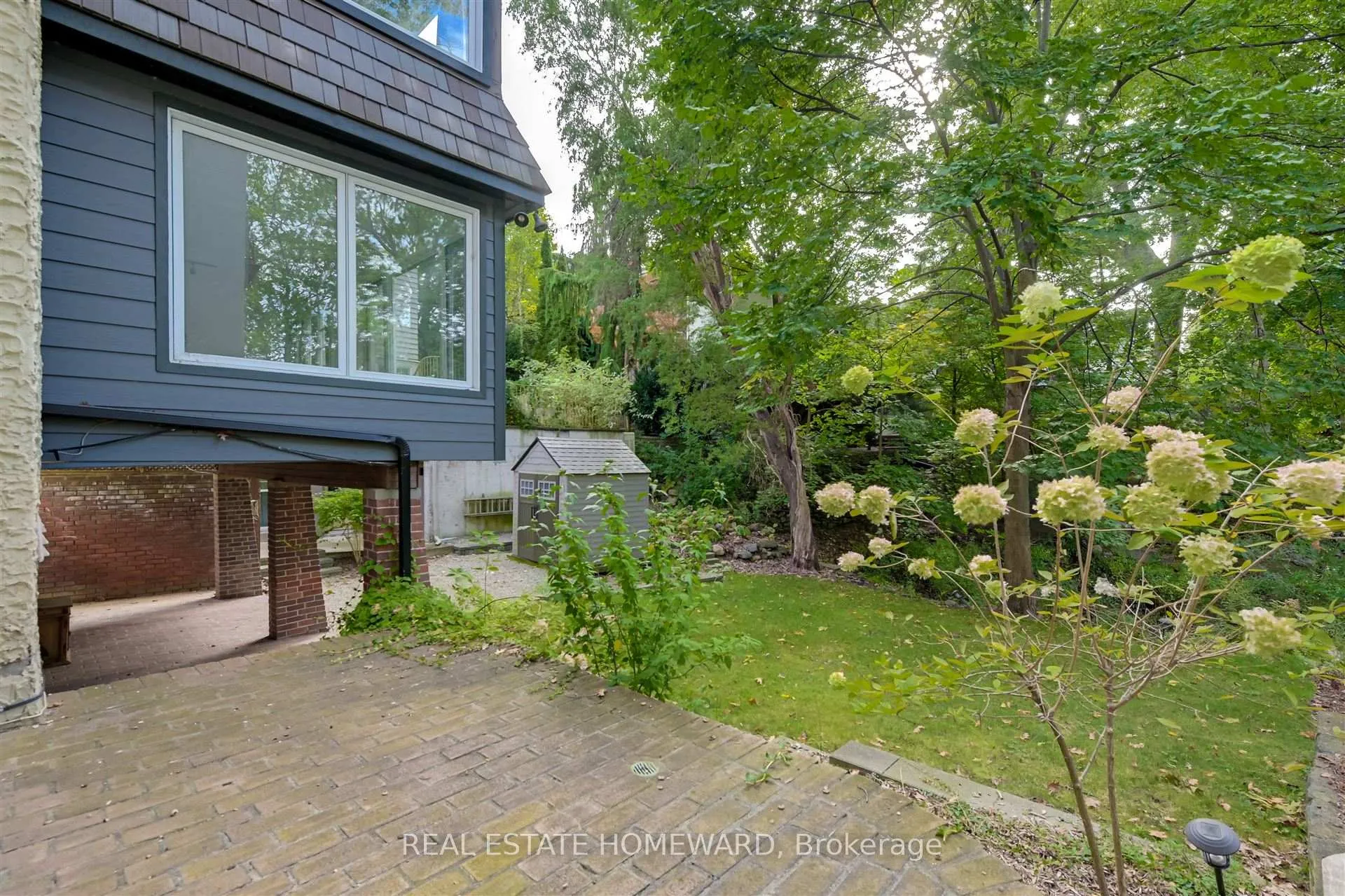Photo 32 of 15 Pine Crescent, Toronto, The Beaches — HOMEH