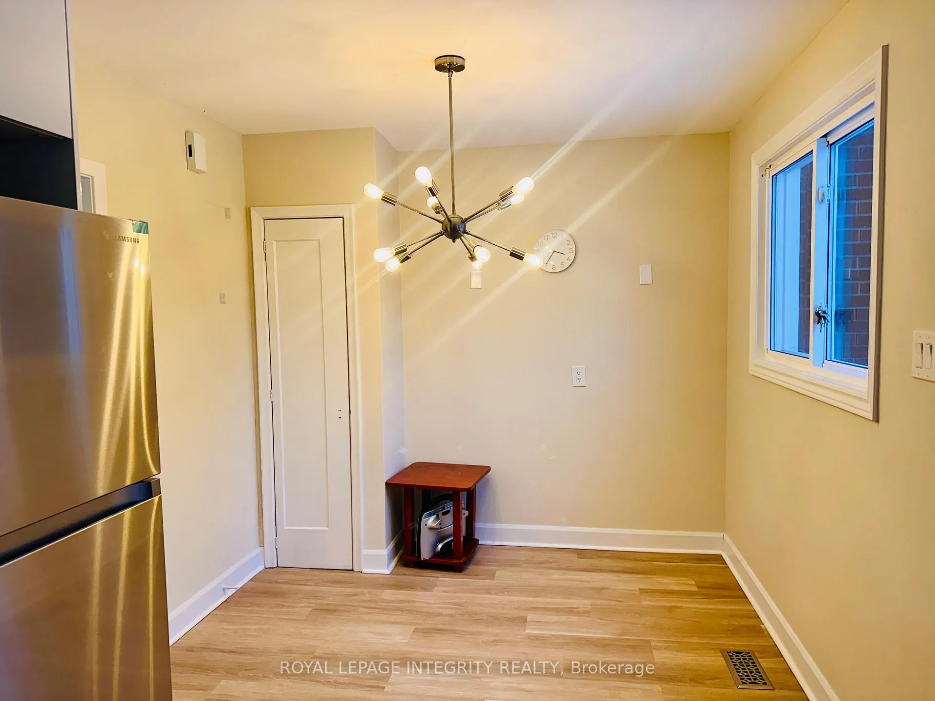 Photo 6 of 1797 Gage Crescent, Ottawa, Bel Air Heights — HOMEH