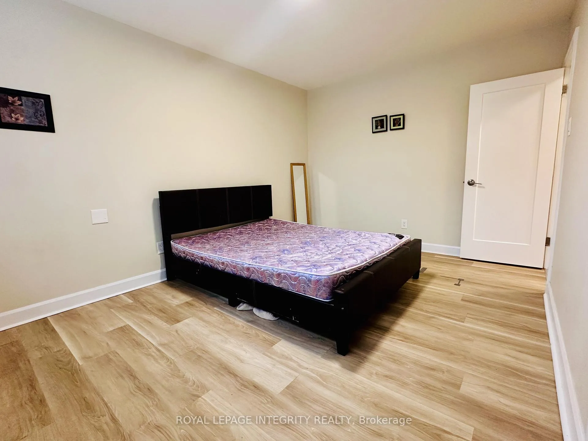 Photo 7 of 1797 Gage Crescent, Ottawa, Bel Air Heights — HOMEH