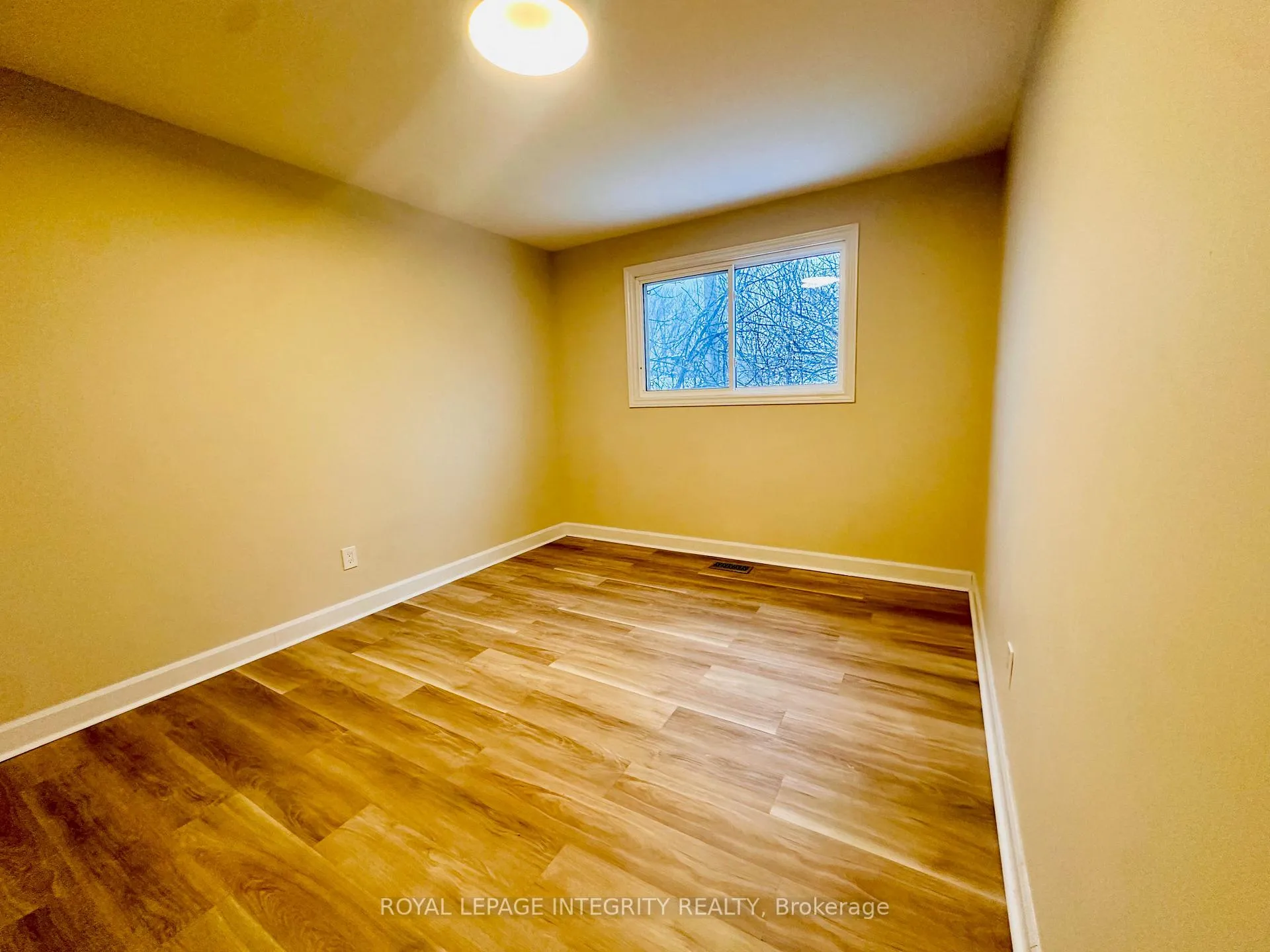 Photo 10 of 1797 Gage Crescent, Ottawa, Bel Air Heights — HOMEH