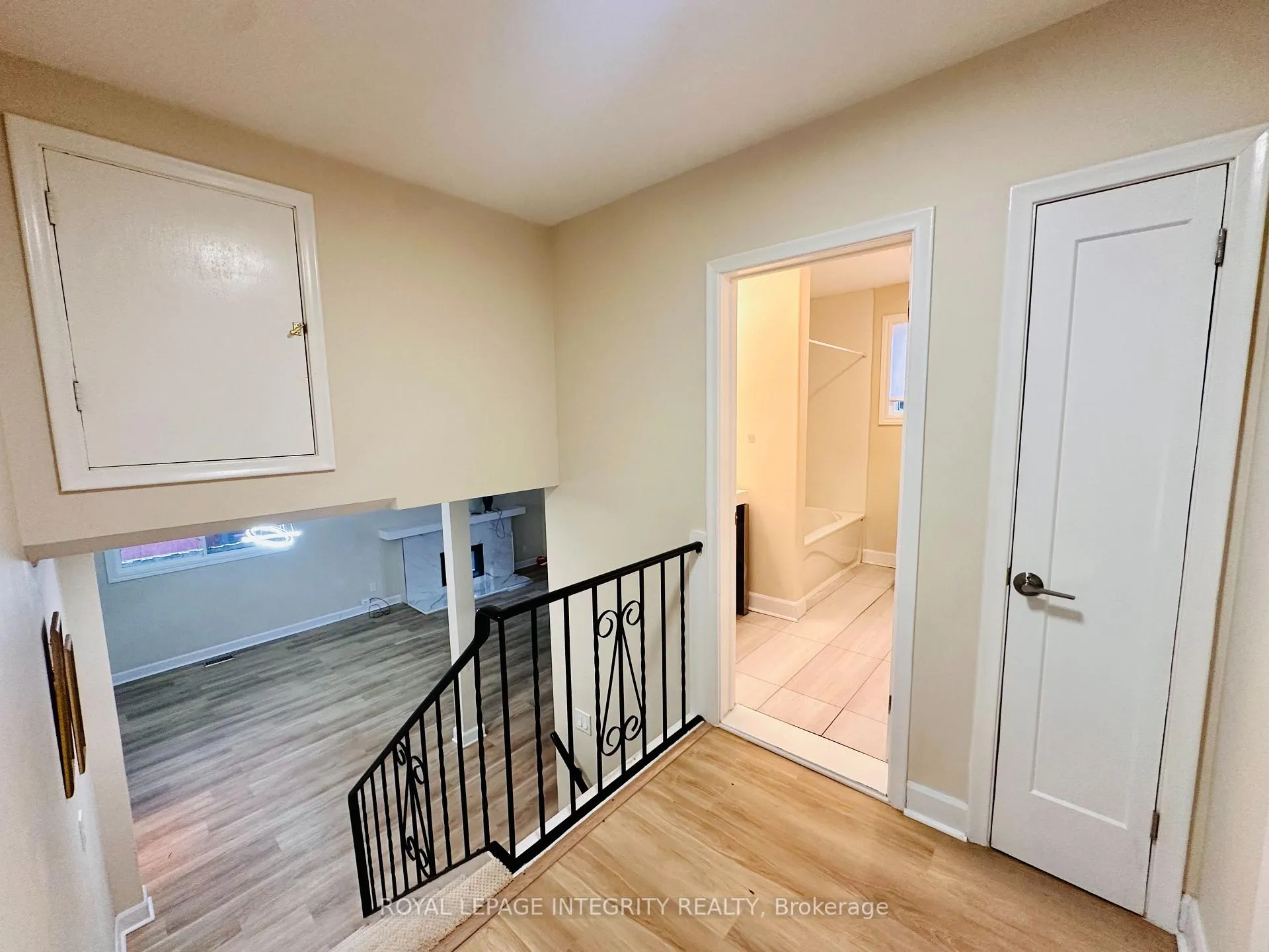 Photo 12 of 1797 Gage Crescent, Ottawa, Bel Air Heights — HOMEH