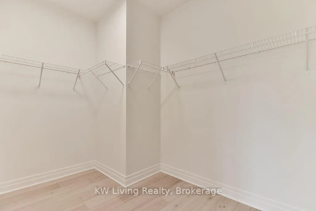 Photo 27 of 20 Berczy Manor Crescent, Markham, Victoria Square — HOMEH