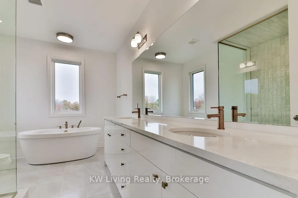 Photo 28 of 20 Berczy Manor Crescent, Markham, Victoria Square — HOMEH