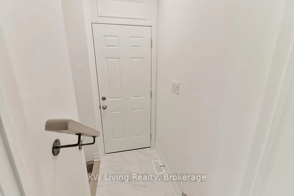 Photo 33 of 20 Berczy Manor Crescent, Markham, Victoria Square — HOMEH