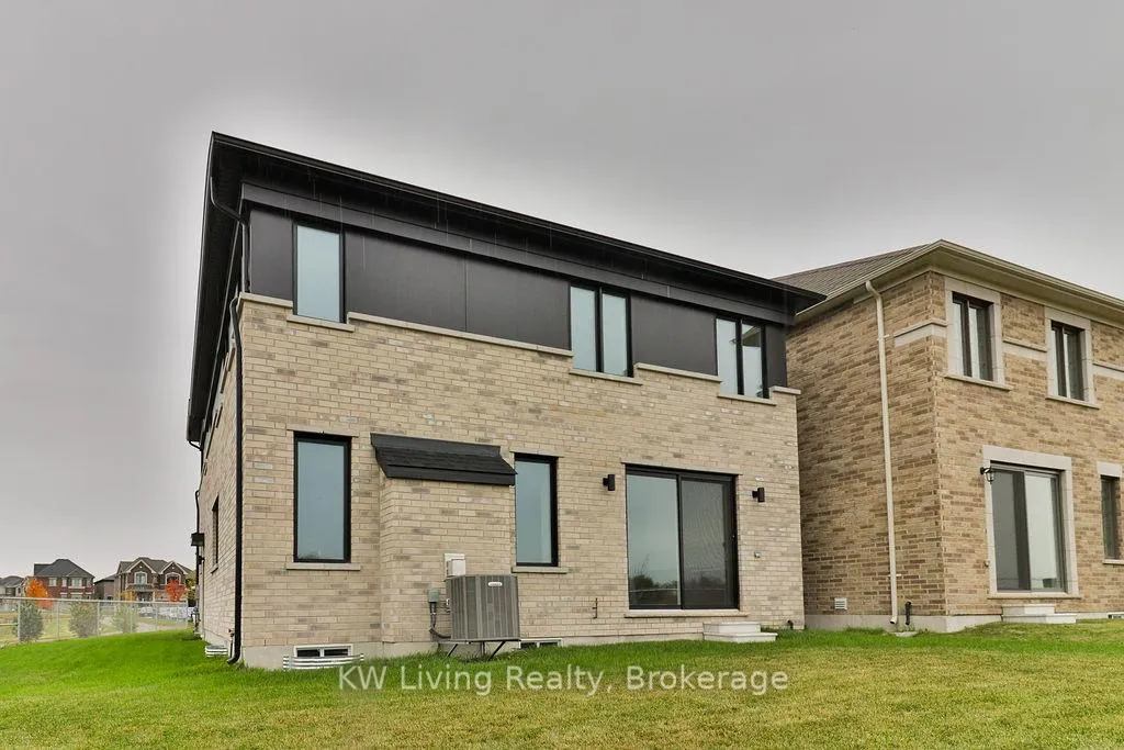 Photo 39 of 20 Berczy Manor Crescent, Markham, Victoria Square — HOMEH