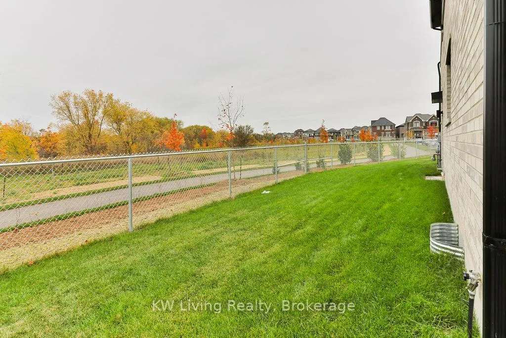 Photo 43 of 20 Berczy Manor Crescent, Markham, Victoria Square — HOMEH
