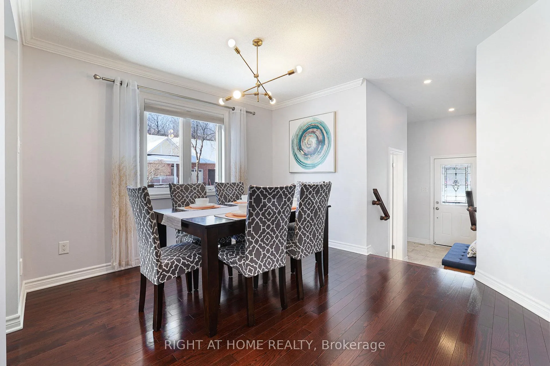 Photo 5 of 366 Forestbrook Street, Ottawa, Kanata - Morgan's Grant/South March — HOMEH