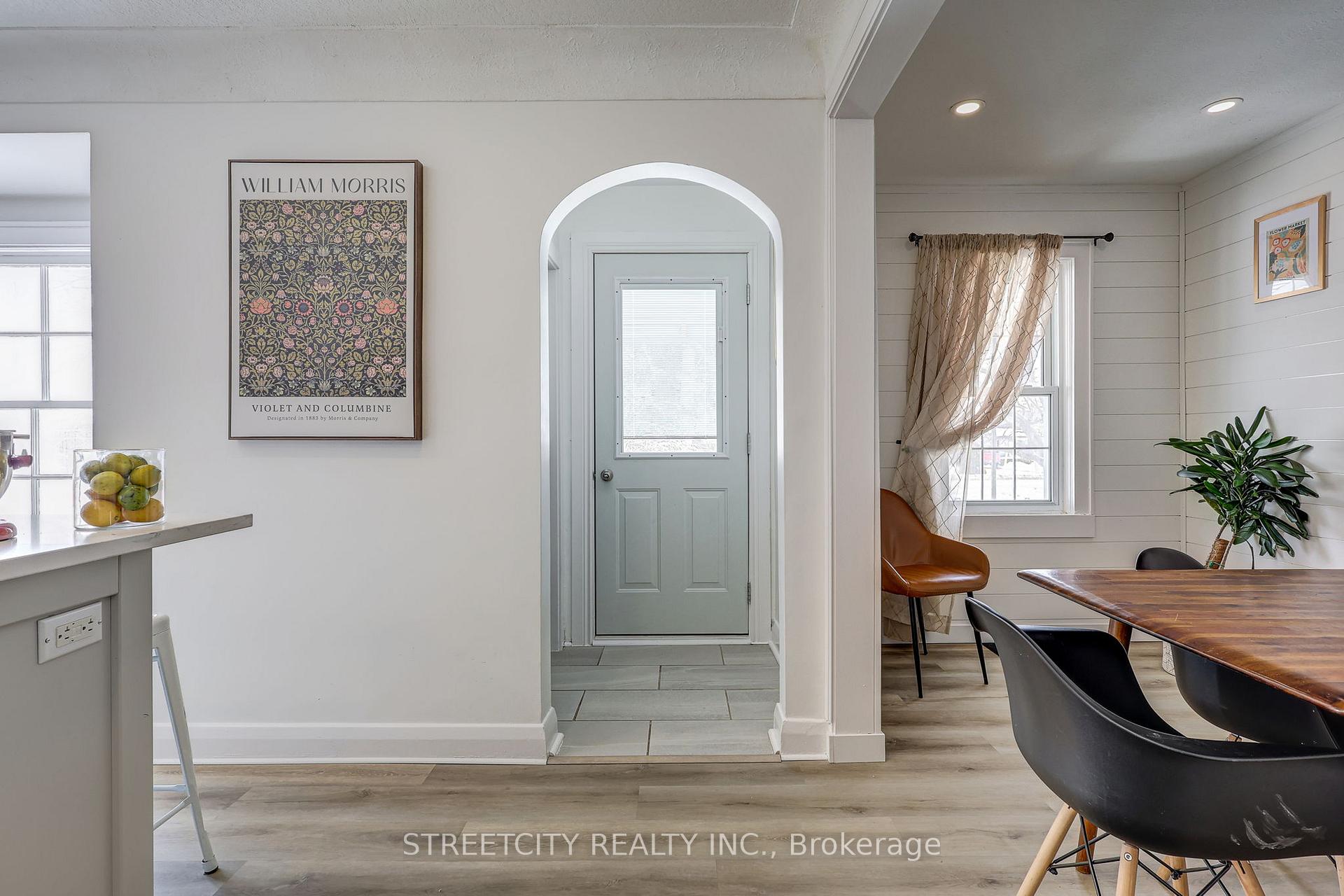 Photo 6 of 117 Centennial Avenue, Central Elgin, Rural Central Elgin — HOMEH