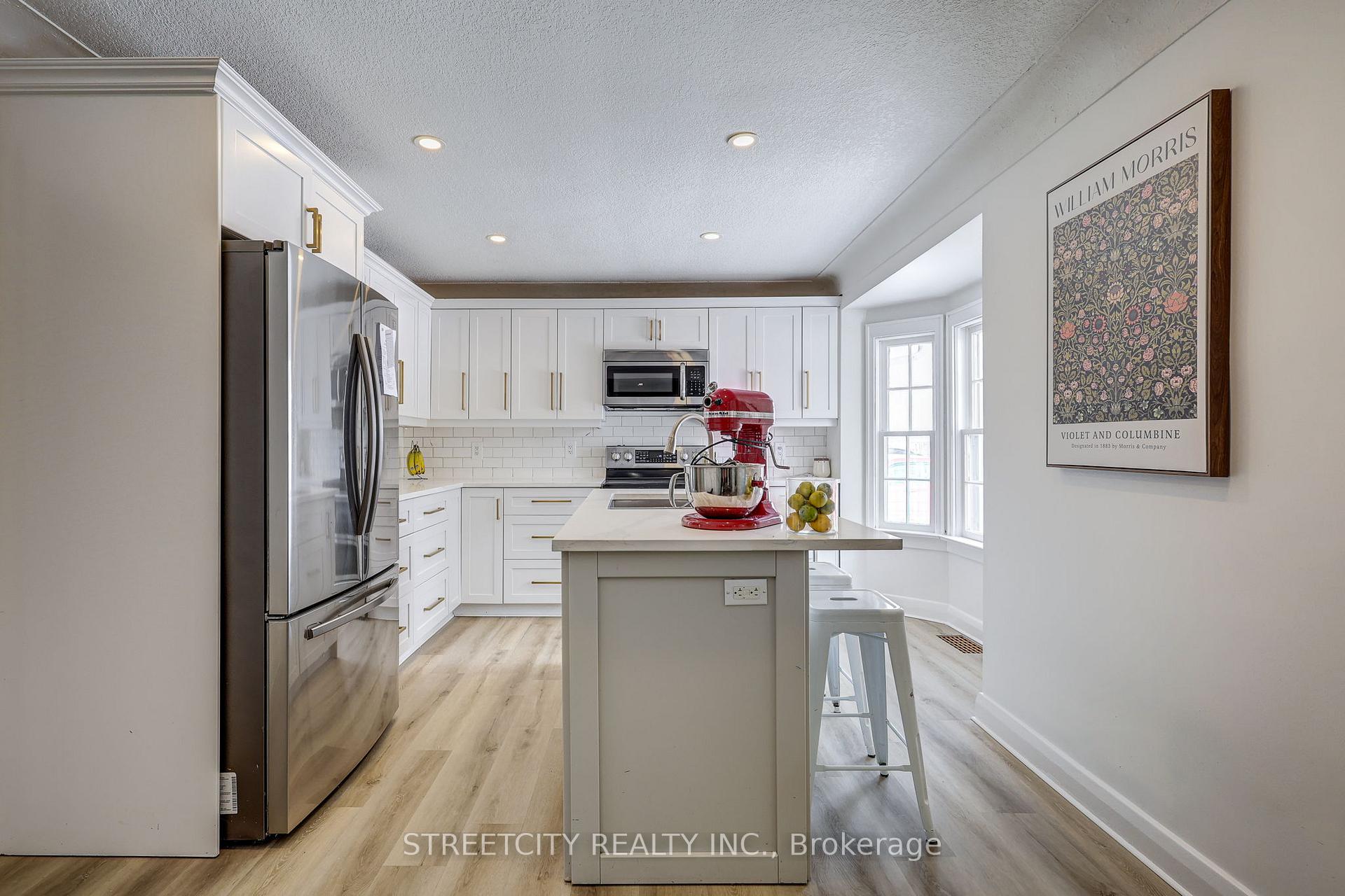 Photo 10 of 117 Centennial Avenue, Central Elgin, Rural Central Elgin — HOMEH