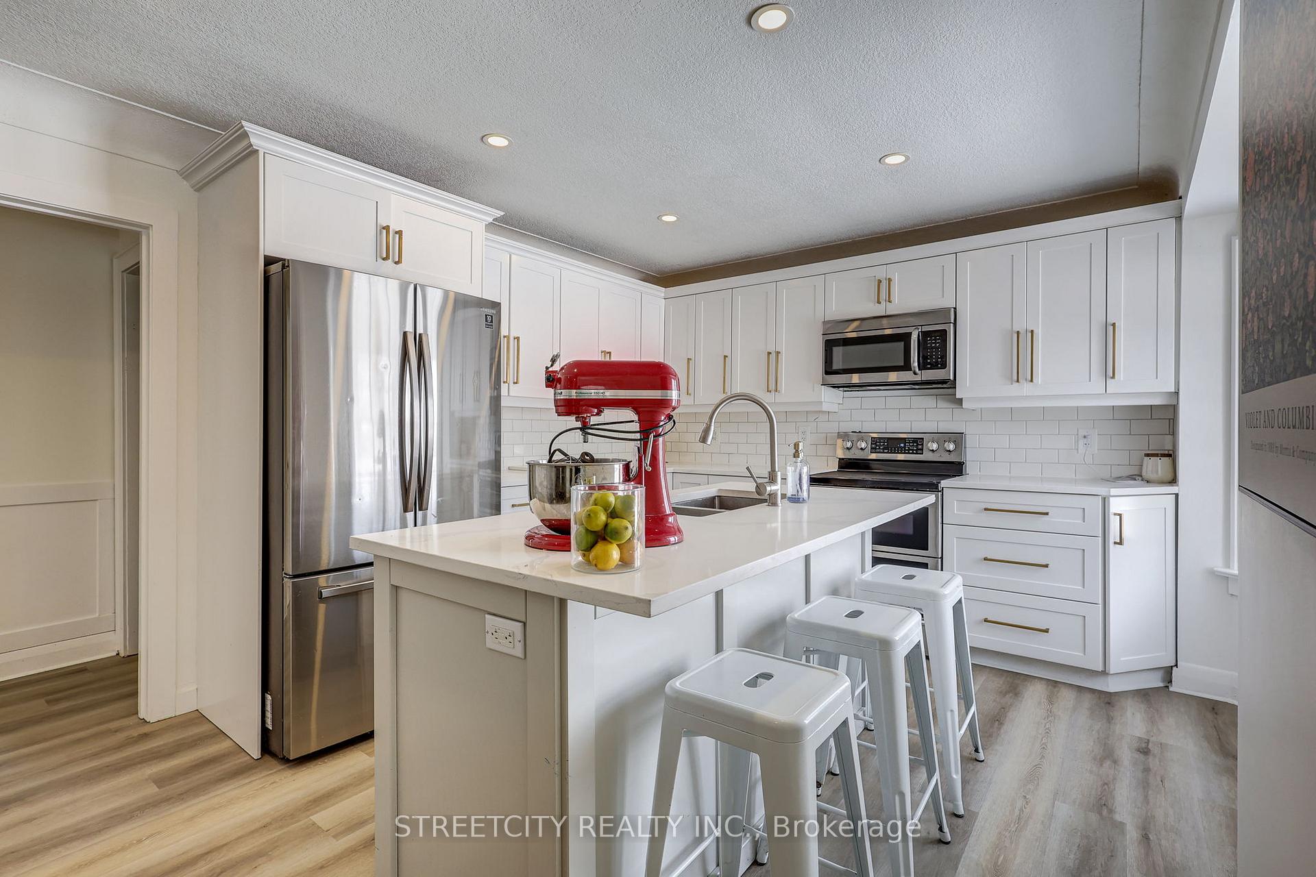 Photo 11 of 117 Centennial Avenue, Central Elgin, Rural Central Elgin — HOMEH