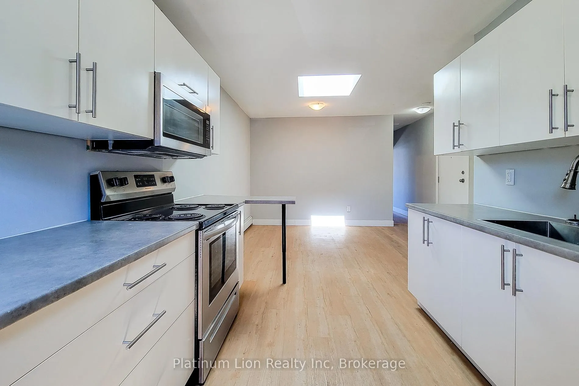 Photo 8 of Unit A, 308 Barton Street, Hamilton, Stinson — HOMEH