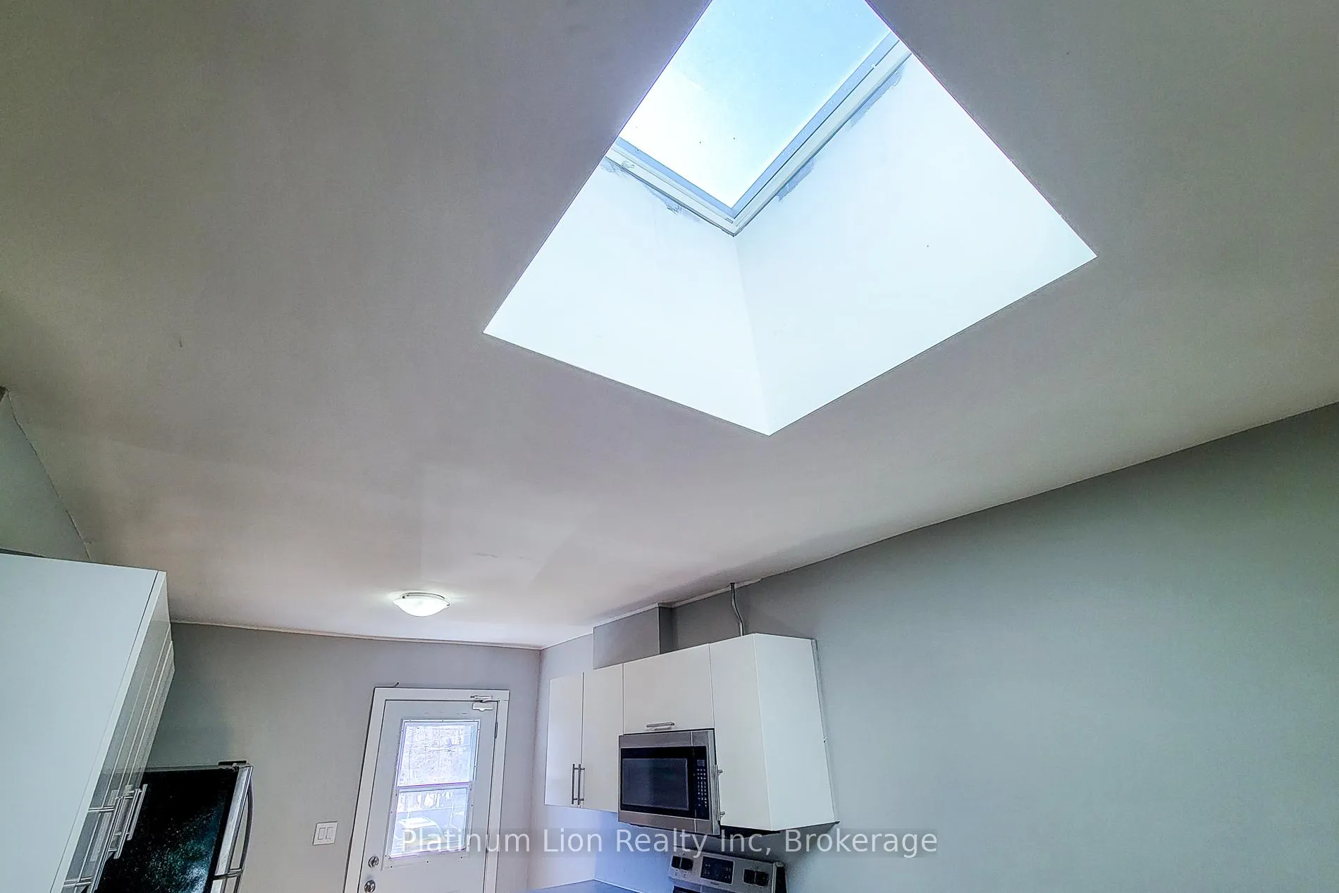 Photo 9 of Unit A, 308 Barton Street, Hamilton, Stinson — HOMEH