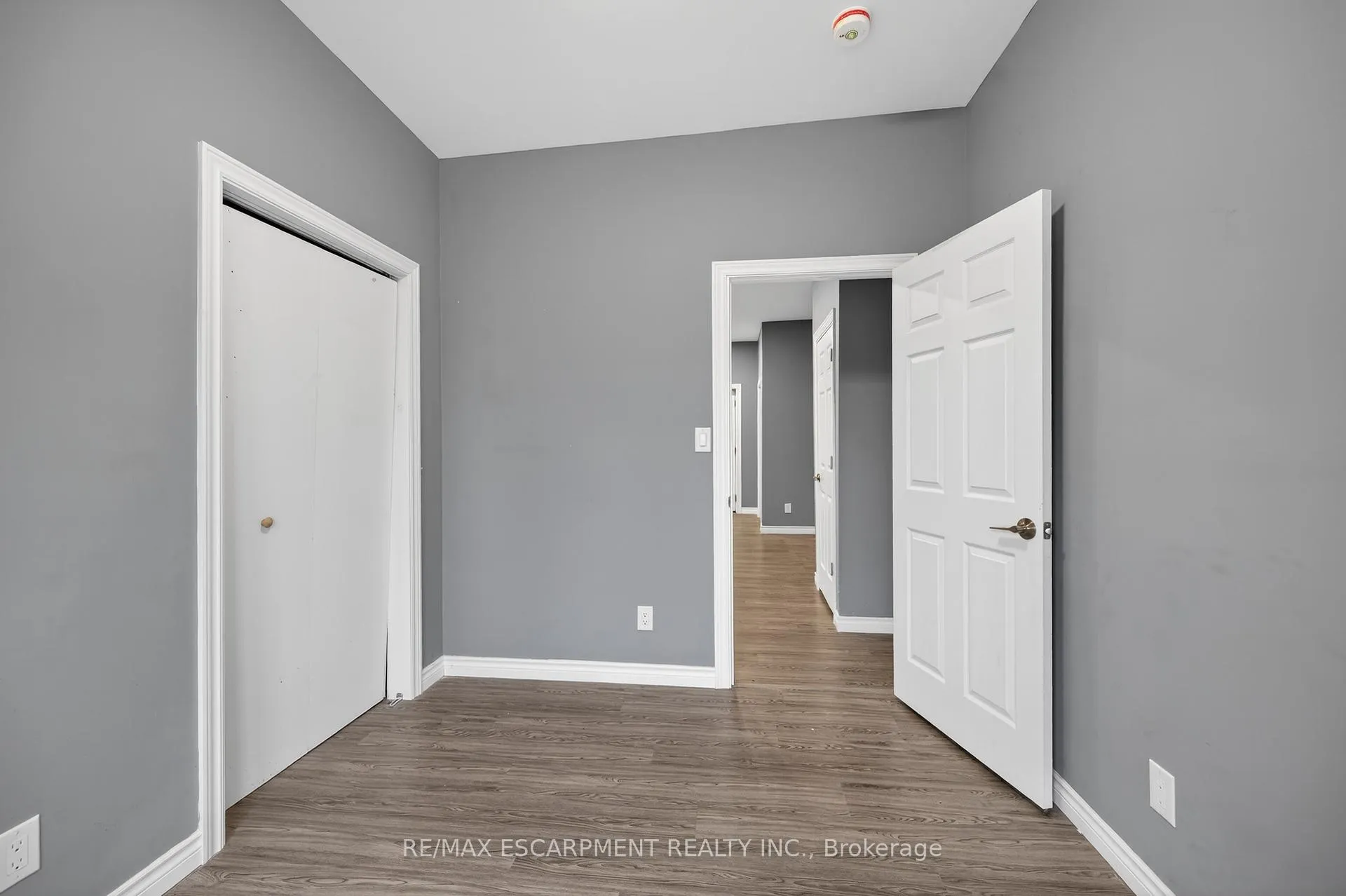 Photo 13 of Unit 3, 12 Main Street E, Haldimand — HOMEH