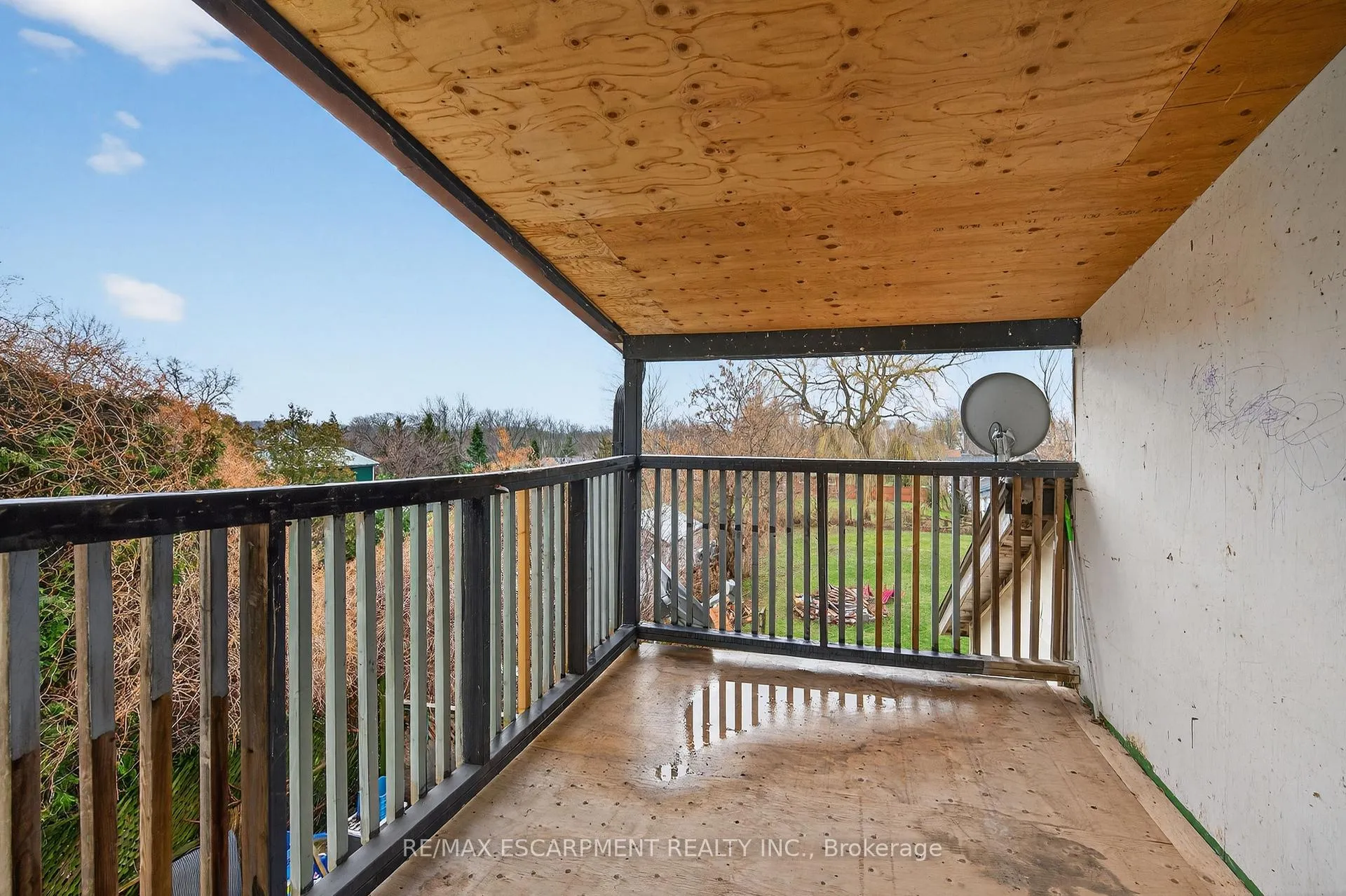 Photo 17 of Unit 3, 12 Main Street E, Haldimand — HOMEH