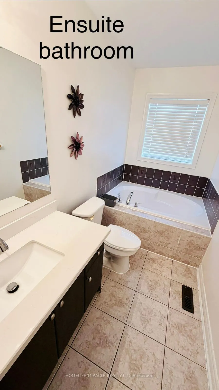 Photo 3 of 358 Hobbs Crescent, Milton, Clarke — HOMEH