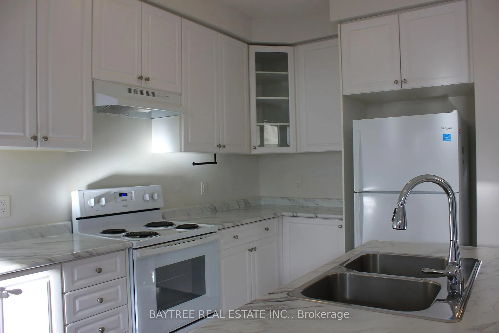Photo 11 of 1526 Carr Landing, Milton, Ford — HOMEH