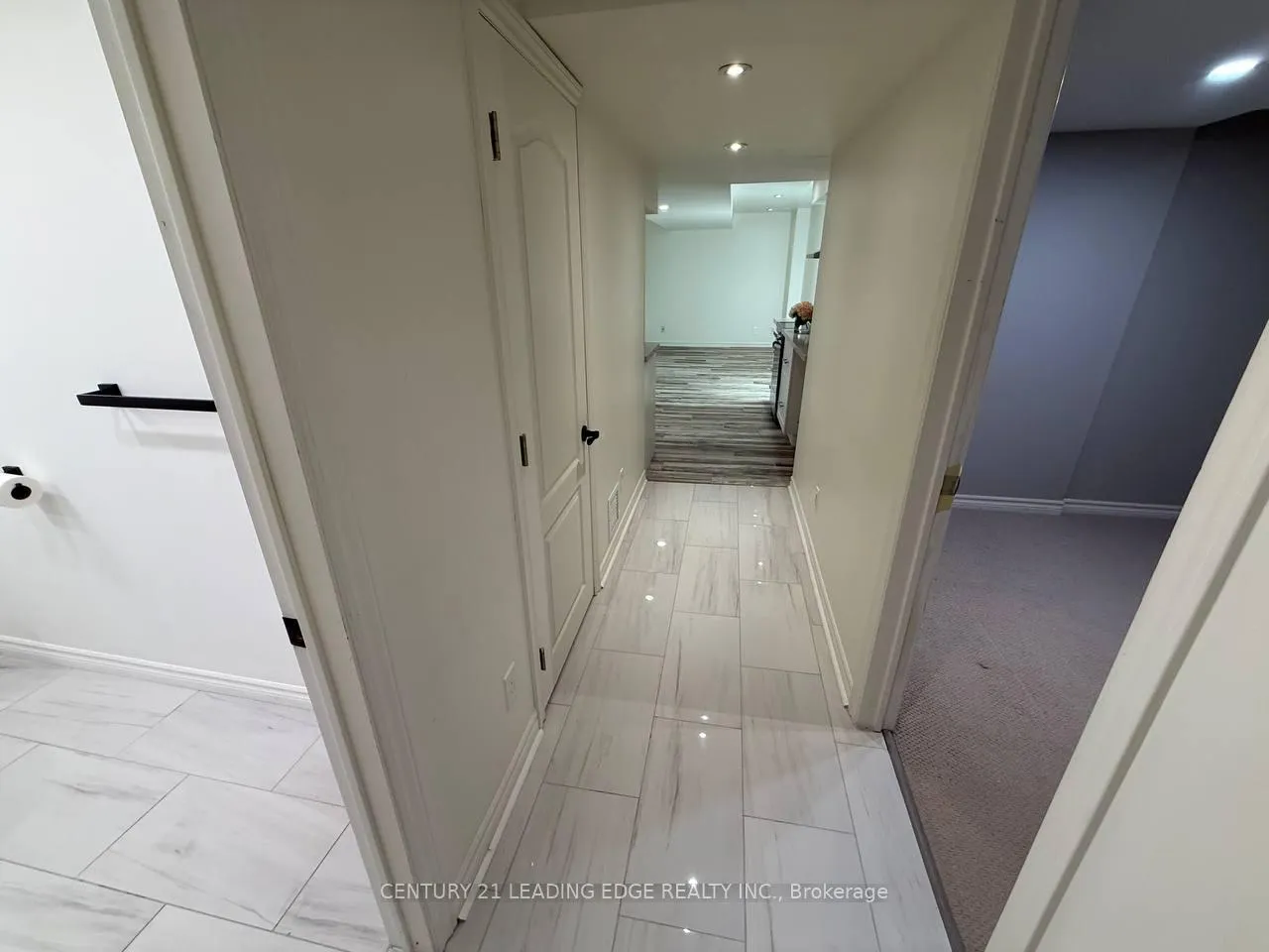 Photo 5 of Unit Basement, 407 Frontier Court, Pickering, Rosebank — HOMEH