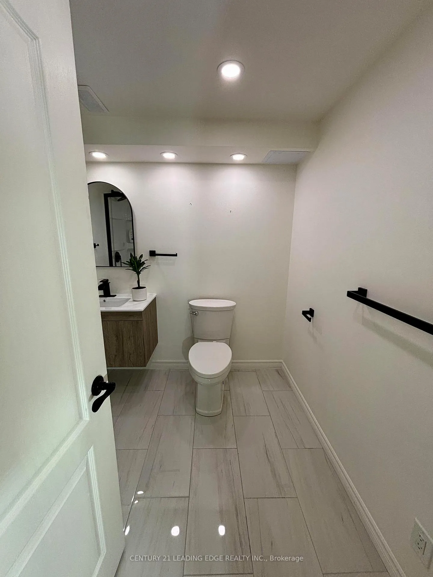 Photo 11 of Unit Basement, 407 Frontier Court, Pickering, Rosebank — HOMEH